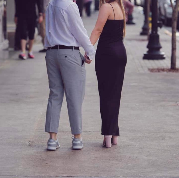 Long black formal simple dress. High slit size 2 - Picture 3 of 5